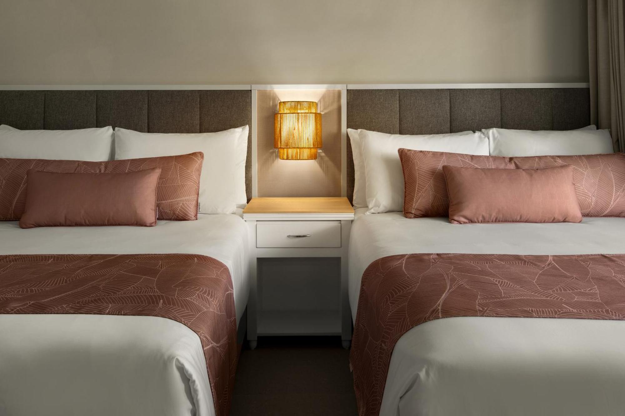 Suite Junior con vistas tropicales - 2 camas dobles - Solo Adultos